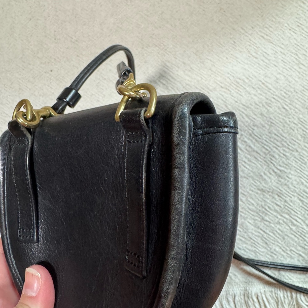 Vintage Coach Black Leather Crossbody mini Belt Bag - Picture 6 of 10